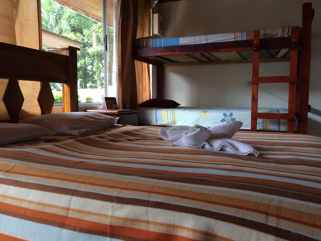 Hostel Rio Danta La Fortuna Buitenkant foto