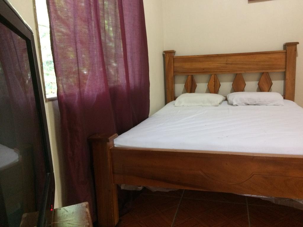Hostel Rio Danta La Fortuna Buitenkant foto