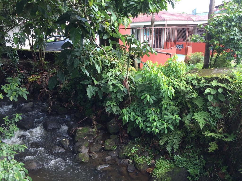 Hostel Rio Danta La Fortuna Buitenkant foto